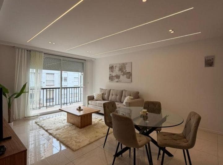 Venta Departamento con Balcón 3 Ambientes. Zona Centro - 2