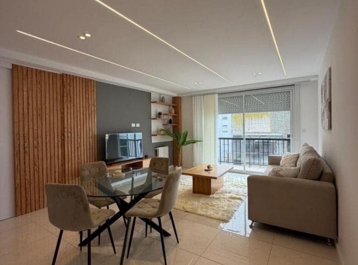 Venta Departamento con Balcón 3 Ambientes. Zona Centro - 5