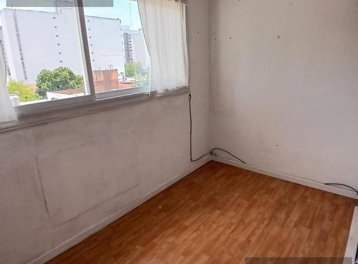 Venta Oficina - Galeria Luro - San Marín y Catamarca - 4