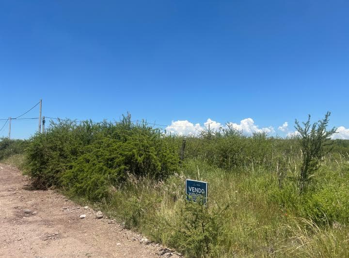 Despeñadero 1.000 m C/escritura Liquido 2 Juntos U$d 70.000 - 5