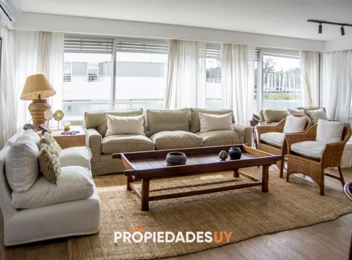 Vende Apartamento de 3 Dorm. en Tiburon, Punta del Este - 3