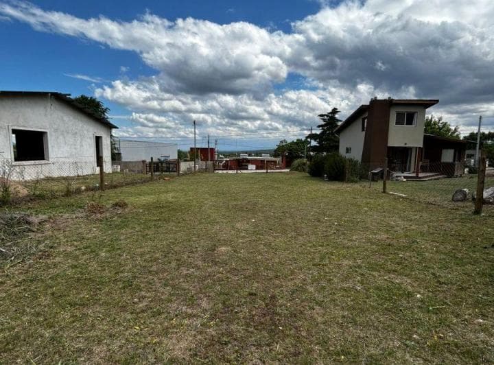 Terreno en Bella Vista - La Falda - U$d 20.000 - 2