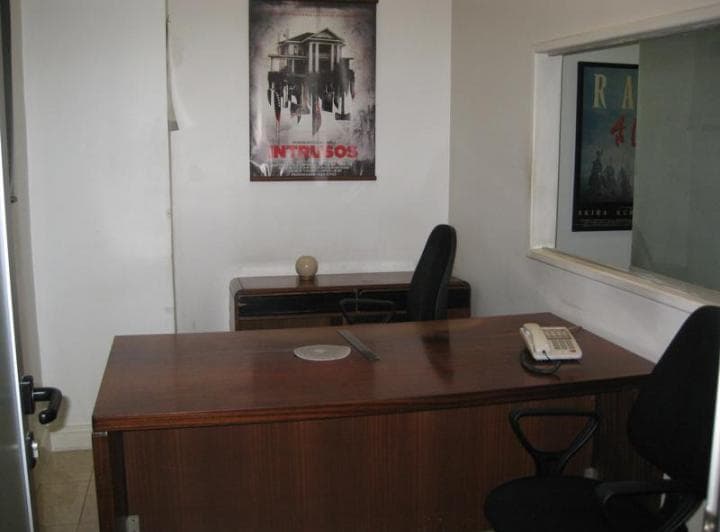 Local con Oficinas, y Sala de Reuniones! Lavalle 1900 - 5