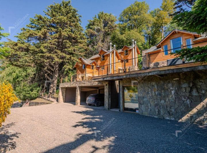 Venta Complejo de Cabañas en San Martin de Los Andes - 2