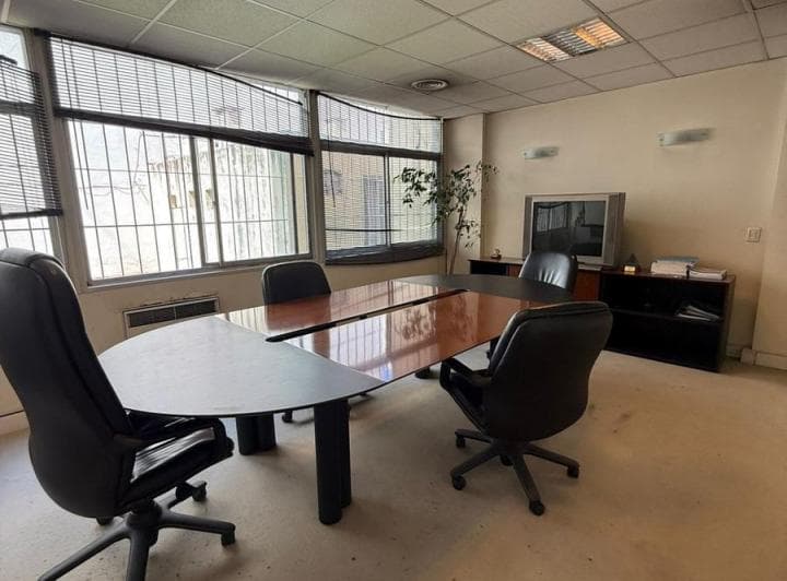 Piso de Oficinas en Venta con 4 Cocheras Centro/ Microcentro. Precio Negociable - 2