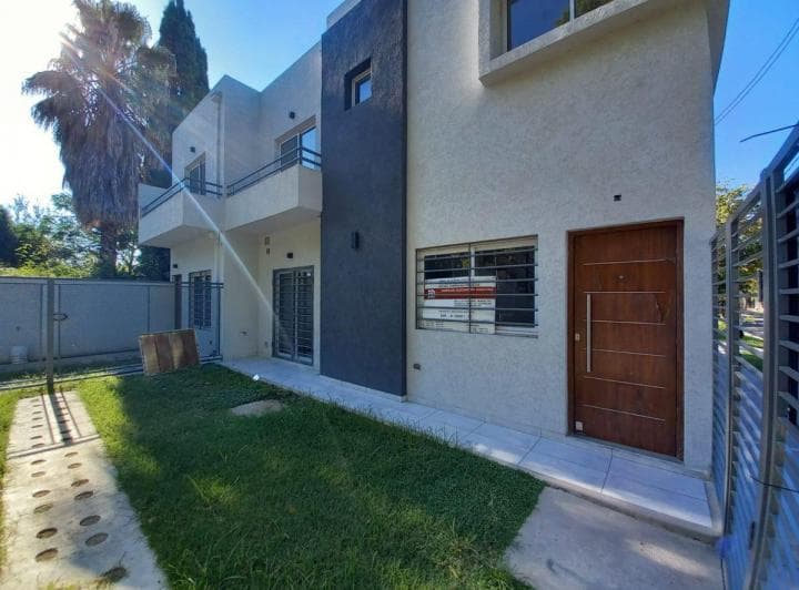 Dúplex Casa 3 Ambientes en Castelar - 4