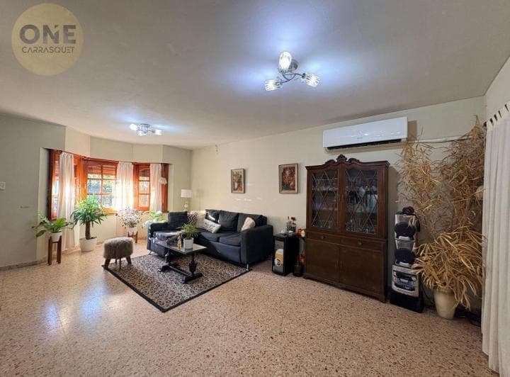 Casa 5 Ambientes en Venta - City Bell, 472 E/ 14a y 14b - 2