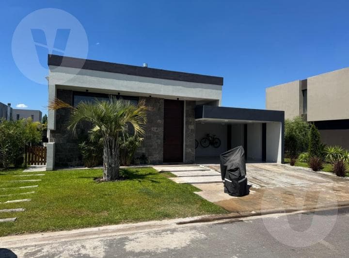 Casa en Venta - Barrio Lagos de Canning - 2