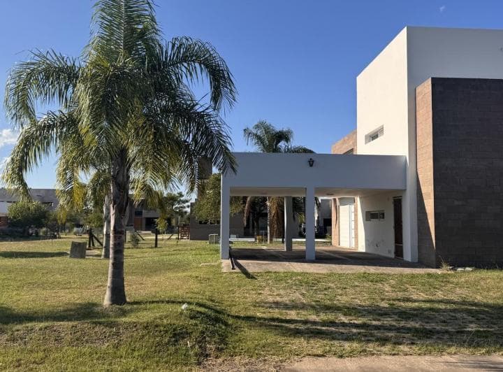 Casa en Venta Los Bretes Colón Entre Ríos - 2
