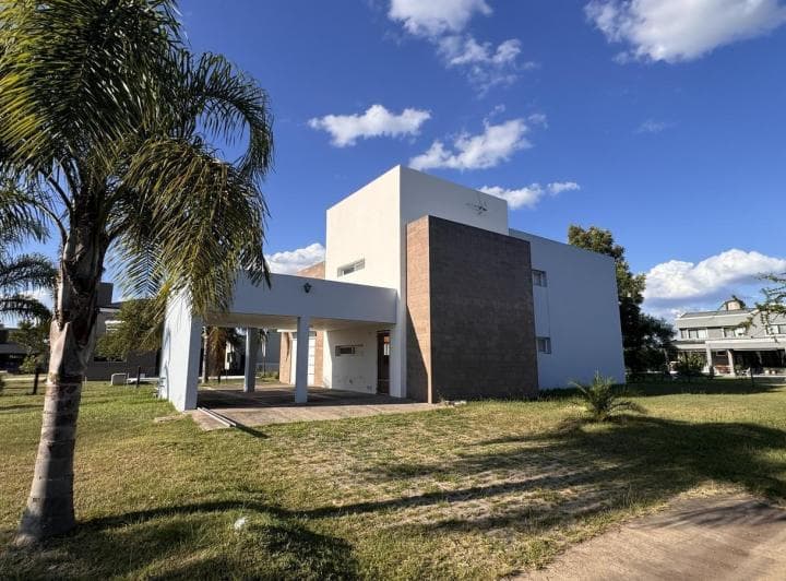 Casa en Venta Los Bretes Colón Entre Ríos - 3