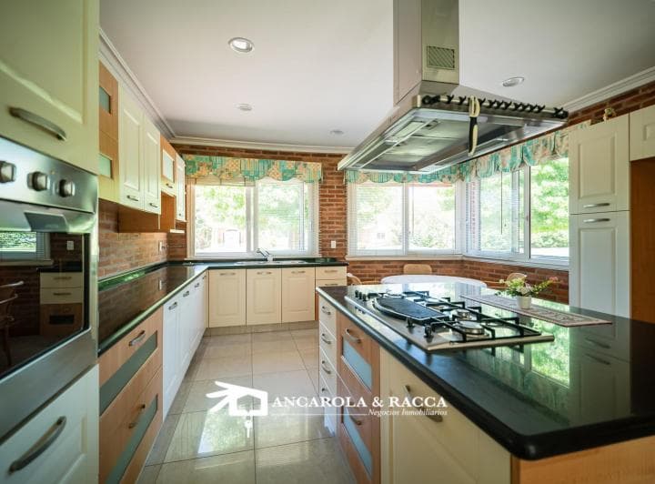 Excelente Casa en Una Planta en Country San Diego - 4