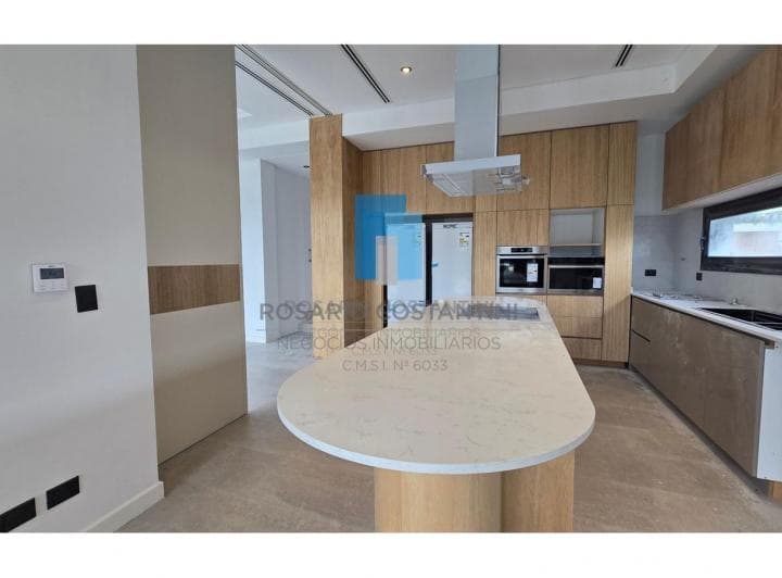 Venta Casa a Estrenar con Amarra en El Yacht, Nordelta - 3