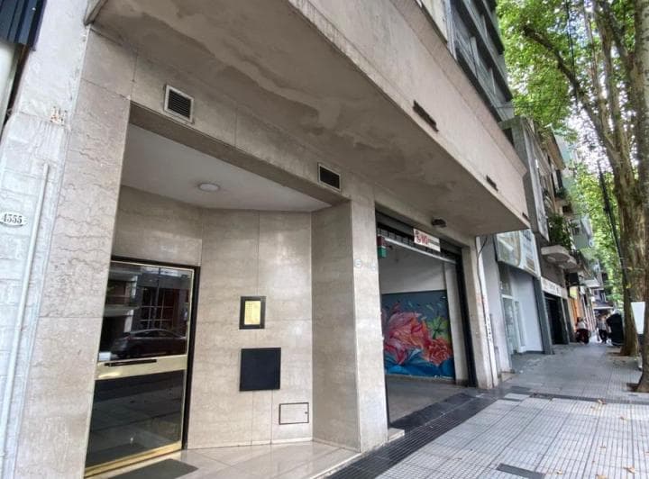 Venta de Excelente Departamento, Cuatro Ambientes - 3