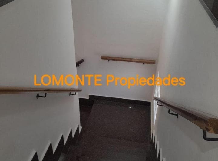 Departamento 3 Amb. en 1° Piso Al Frente con Balcón - 4
