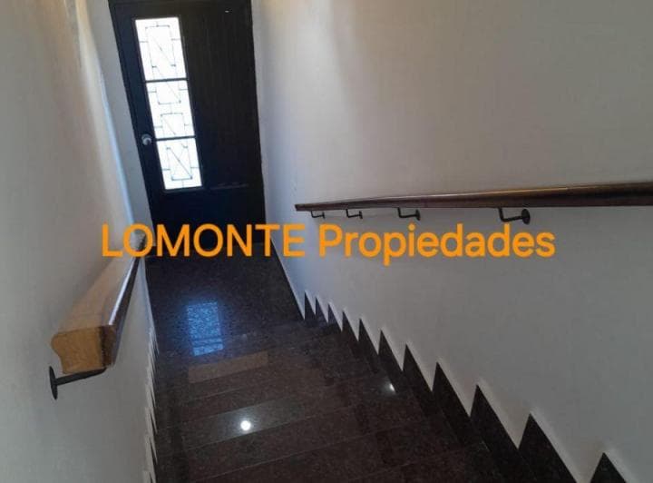 Departamento 3 Amb. en 1° Piso Al Frente con Balcón - 3