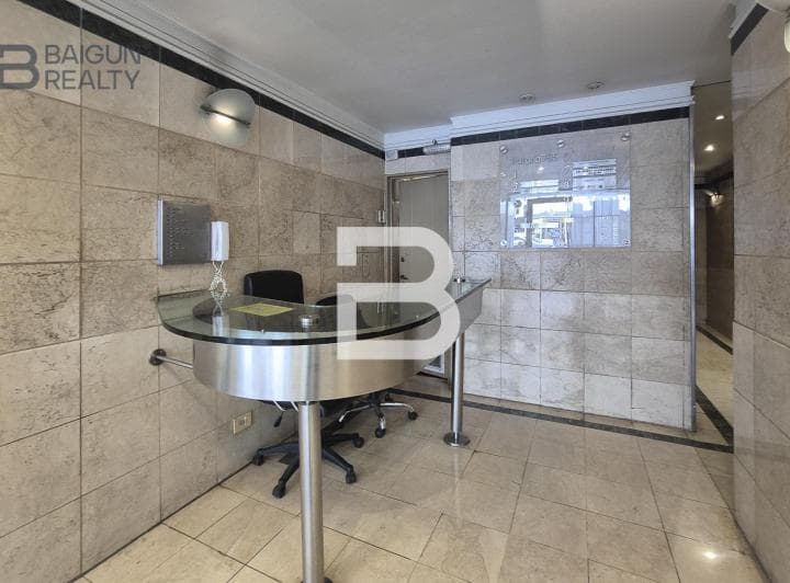 Oficina en Venta, Zona Tribunales - 5