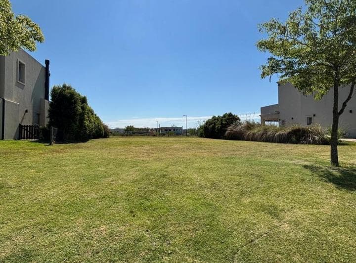 Venta Terreno / Lote en Barrio Puertos Escobar - 2