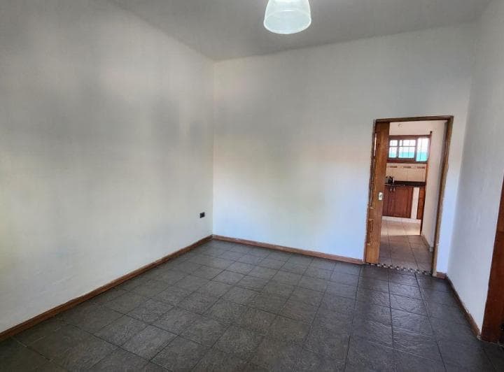 Casa en Venta en Zona Residencial en José Mármol (Retasado!) - 5