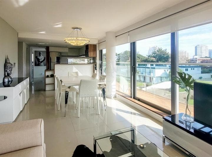 Apartamento de 2 Dorm. en Venta en Punta del Este, Edif. Chronos - 5
