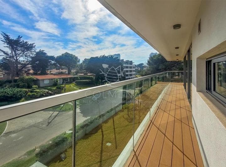 Apartamento de 2 Dorm. en Venta en Punta del Este, Edif. Chronos - 2
