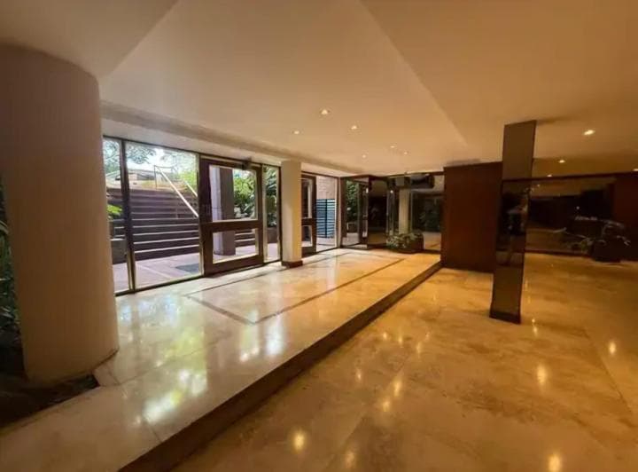 Dpto. 4 Amb Vende, con Sum, Parrilla y Piscina Privados en Barrio Parque - 2