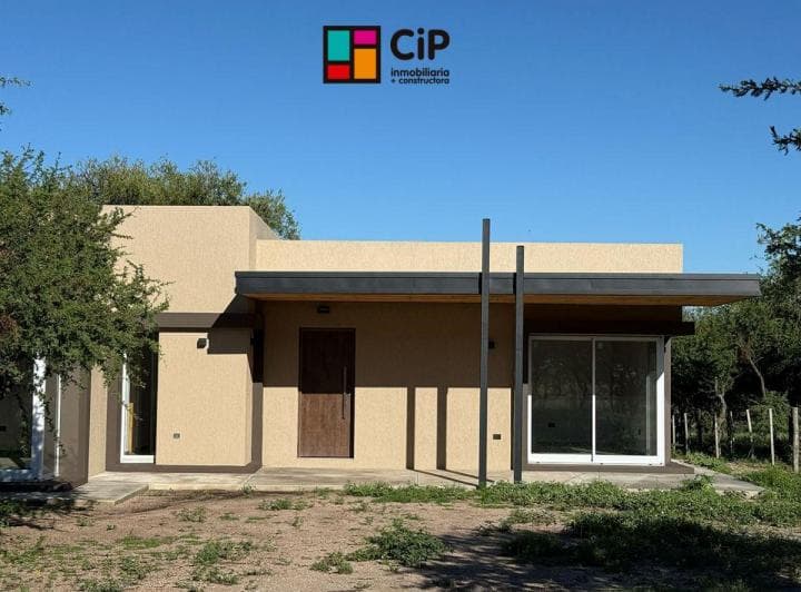 Casa con 800 m² Terreno y 2 Dorm. en Venta en Cortaderas - 3