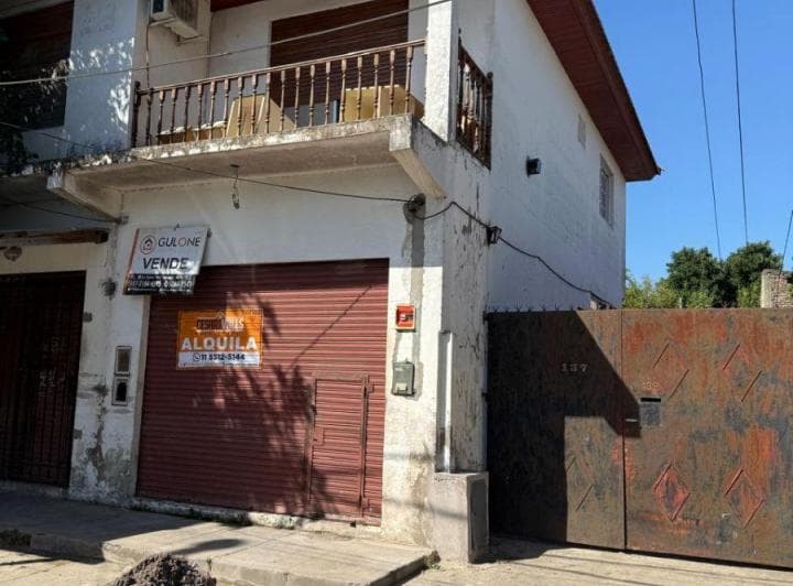 Venta en Block de Locales con Departamentos en Guernica - 5