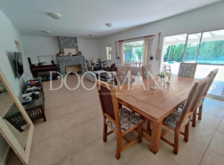 Casa en Venta | San Isidro Labrador | Villanueva | 3 Plantas 3 Habitaciones Piscina Permuta - 2