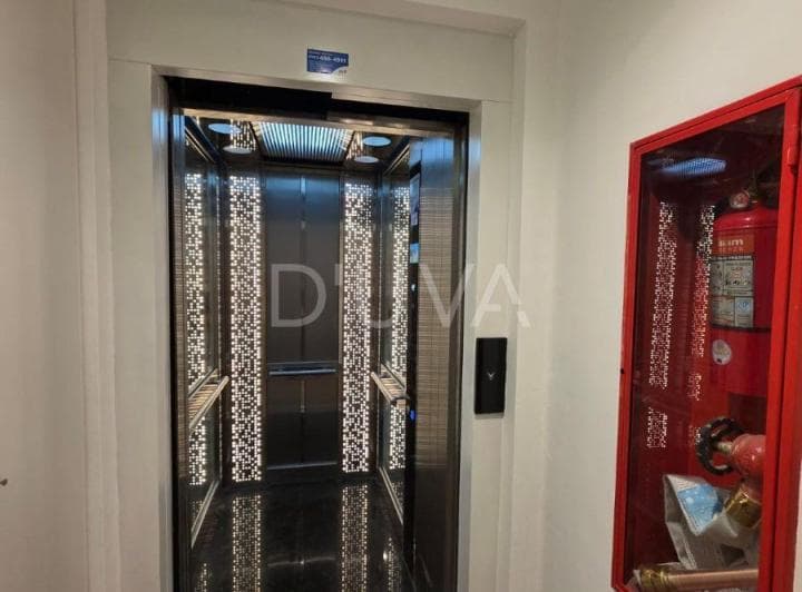 Calle 56 E/ 18 y 19 - 2 Dorm. - La Plata - 4