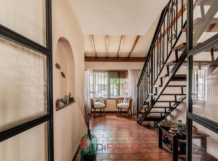 Venta Casa 4 Ambientes con Patio y Cochera en Villa Libertad - 3