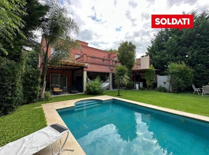 Casa en Venta Sausalito - 6 Ambientes Jardin y Pileta - 2