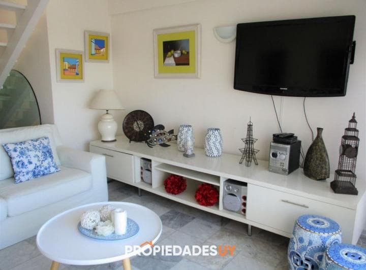 Apartamento en Venta 4 Dorm. - 4
