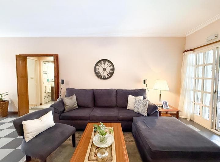Casa en Venta, 2 Plantas, Jardín y Pileta - San Isidro - 5