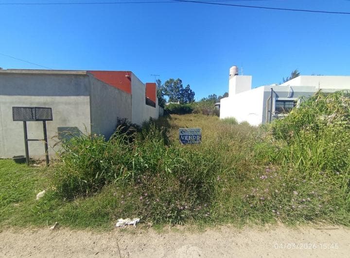 Parque Sicardi. Lote de 8.66 X 34 Excelente Entorno - 2