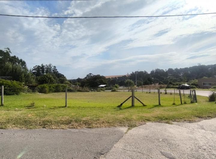 Lote en Sierra de Los Padres Vende y Permuta - 2