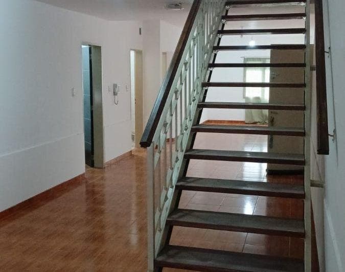 Casa de 400 m² con 6 Dorm. en Venta en Córdoba - 3