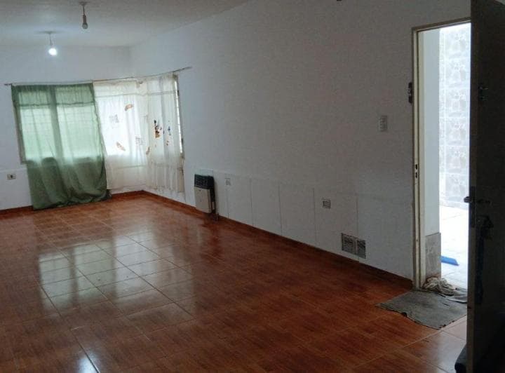 Casa de 400 m² con 6 Dorm. en Venta en Córdoba - 4