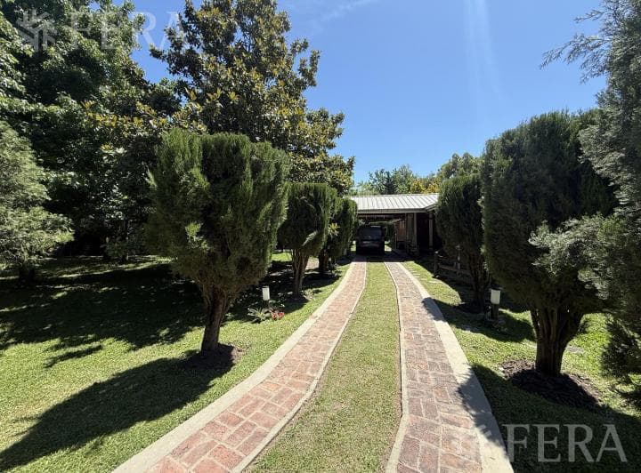 Venta de Quinta con Piscina y Quincho en Abasto - La Plata - 5