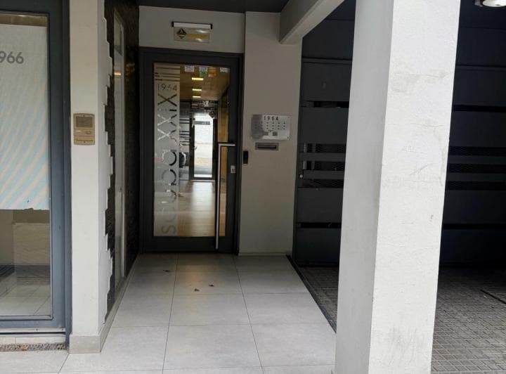 Venta Departamento 2 Dorm. con Cochera - 2