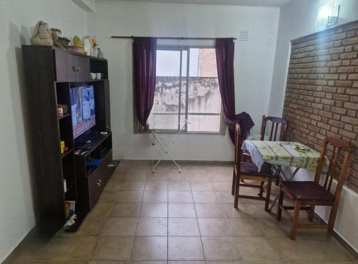 Departamento 1 Dormitorio - 1er Piso Escalera - 5