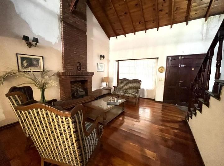 Chalet Tradicional en Castelar Norte - 4