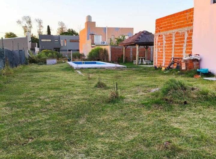 Casa en Venta Calle 612 E/ 28 y 29, Arana - 4