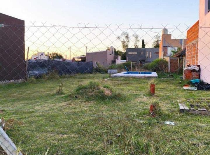 Casa en Venta Calle 612 E/ 28 y 29, Arana - 5