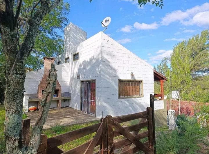Casa en Tanti. Villa Flor Serrana en Venta a m del Rio. Z - 3