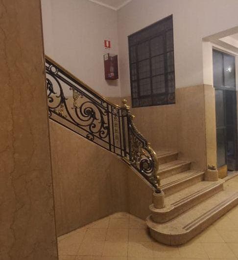 Oportunidad de Inversión: Oficina Profesional en Pleno Microcentro - 5