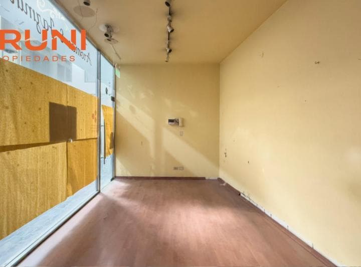 Venta Local en Caballito, Capital Federal. - 2