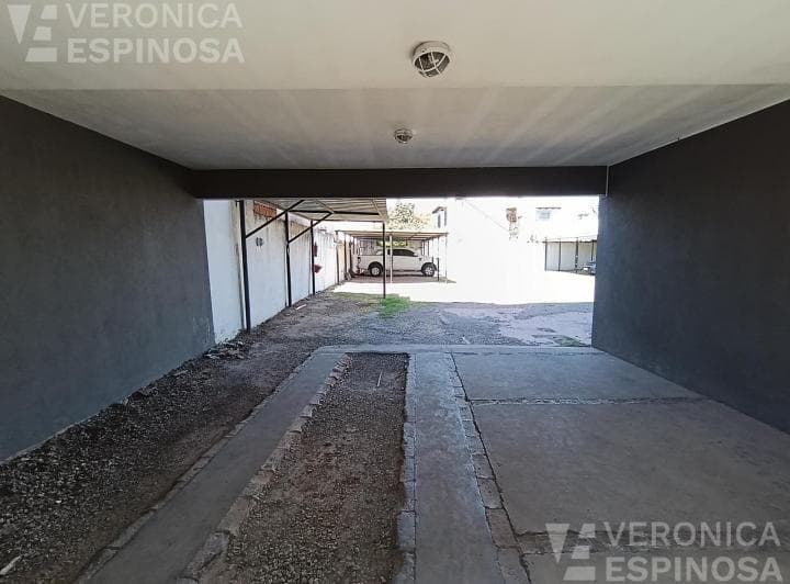 Cochera en Moron Sur - 5