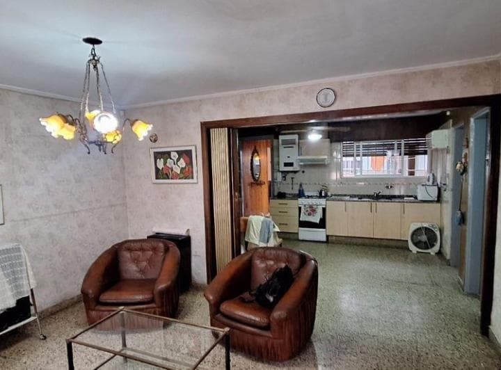 Venta Casa 3 Dorm. + Depto 1 Dorm. Apto Credito en Alberdi - 2