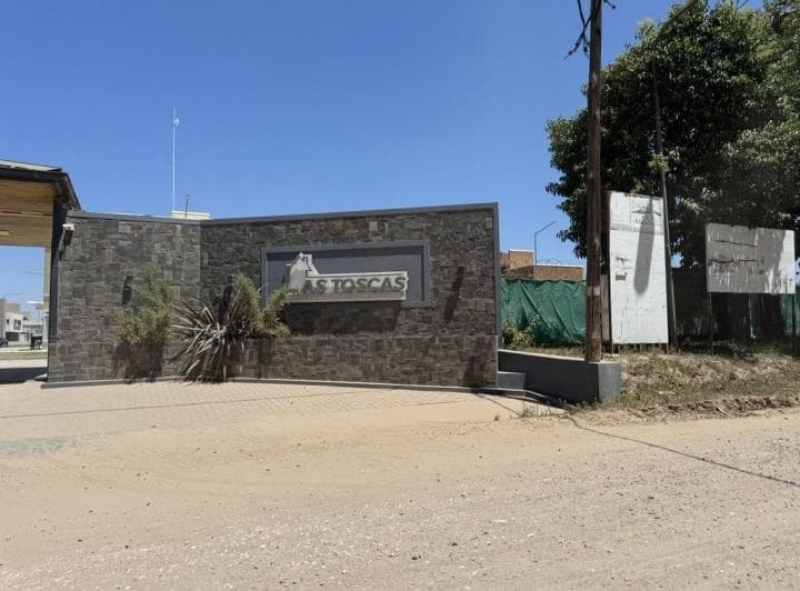 Lote en Villa Esquiu Barrio Privado 360 m² Apto Duplex - 3
