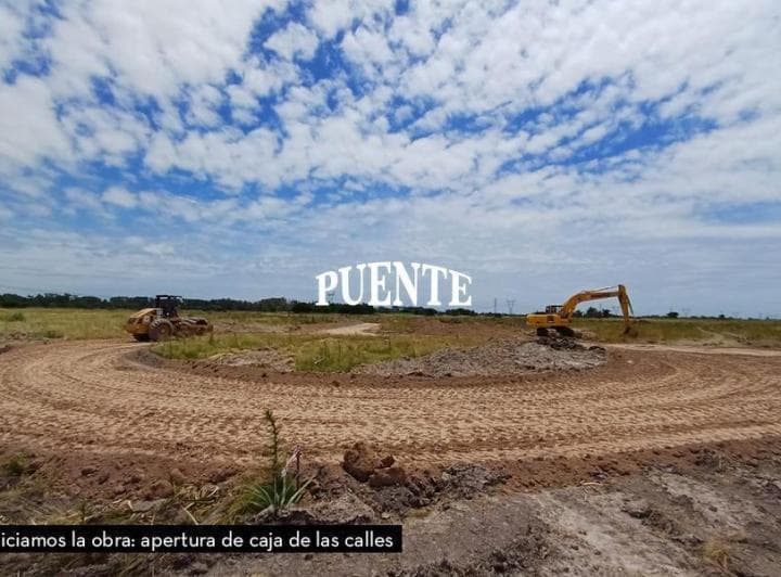 Terreno en San Antonio con Fondo Al Lago - 2